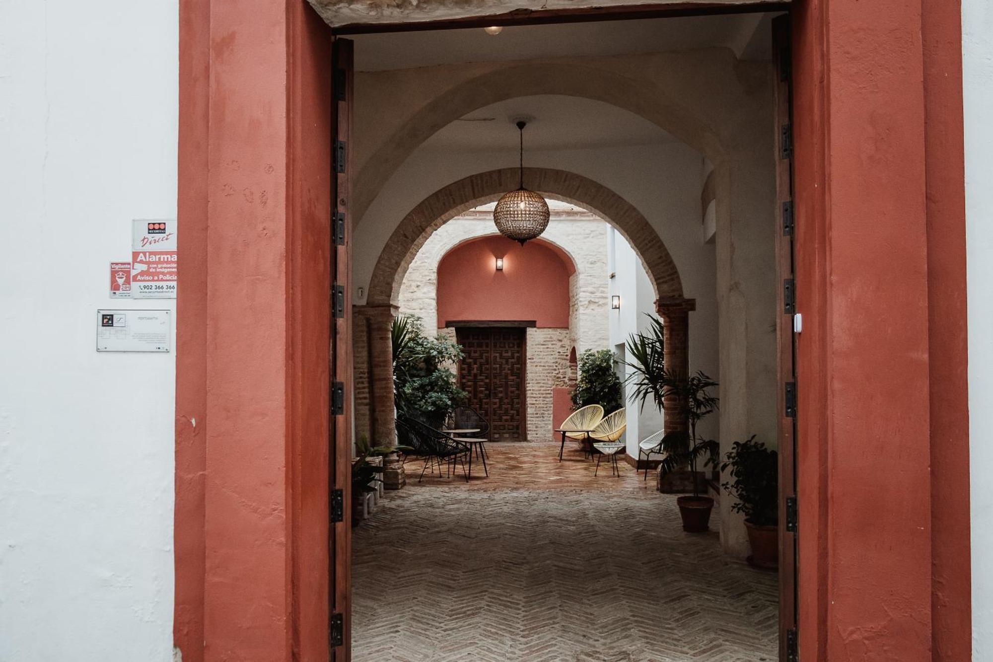 Hostal Cafe Frenteabastos Carmona  Exterior foto