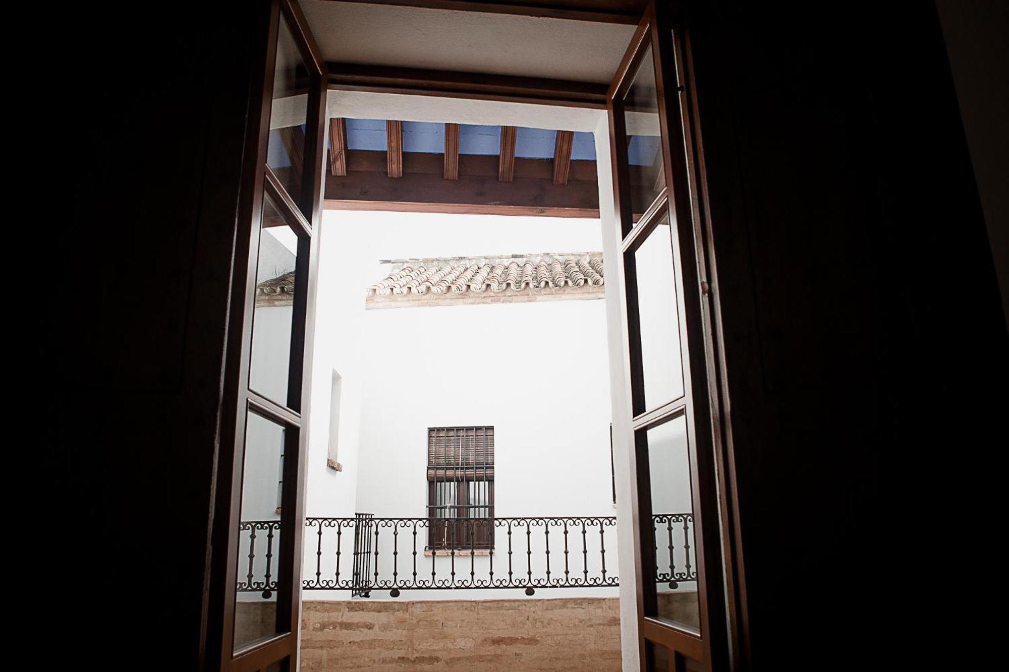 Hostal Cafe Frenteabastos Carmona  Exterior foto